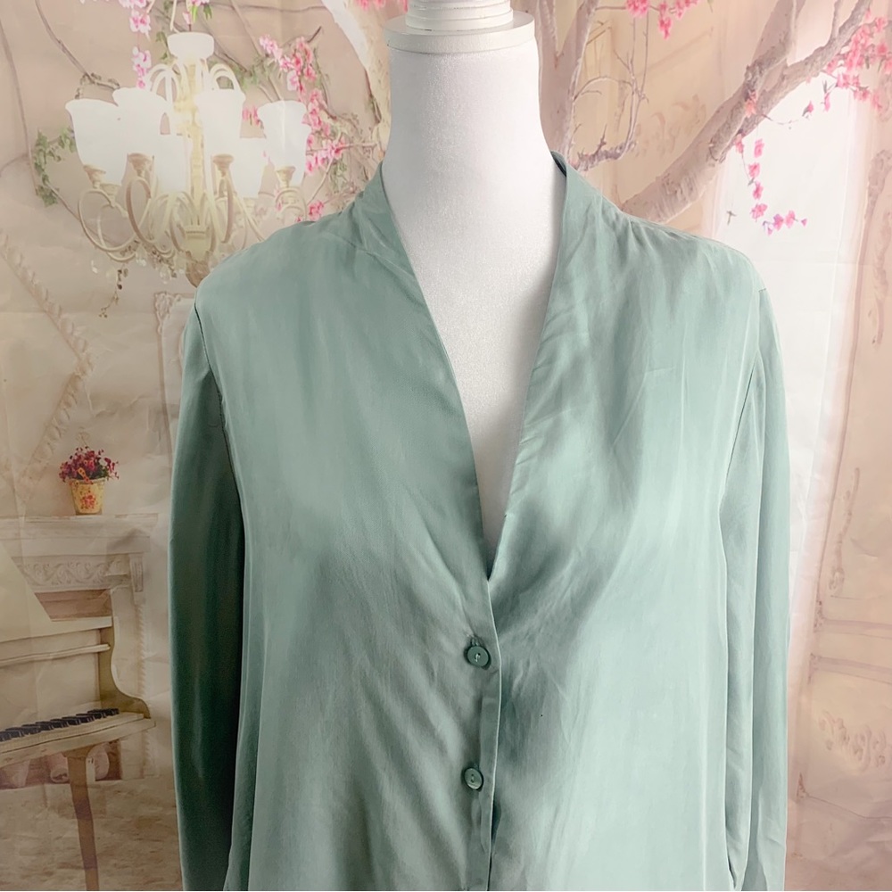 NEW Soft Surrounding Laurel Tunic in dusk Green - Picture 3 of 13